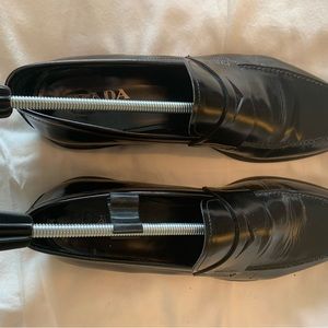 Mens Prada Loafers. Black. Size 9.5